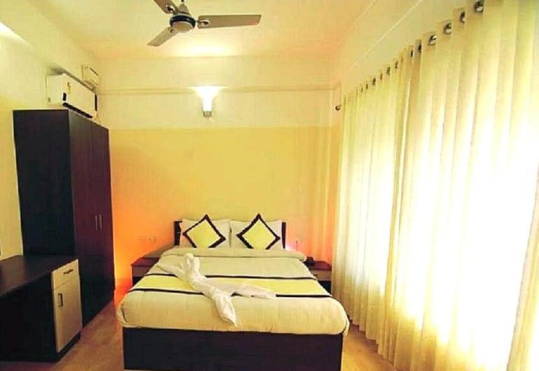 Hotel Tayas Trippapur ภายนอก รูปภาพ
